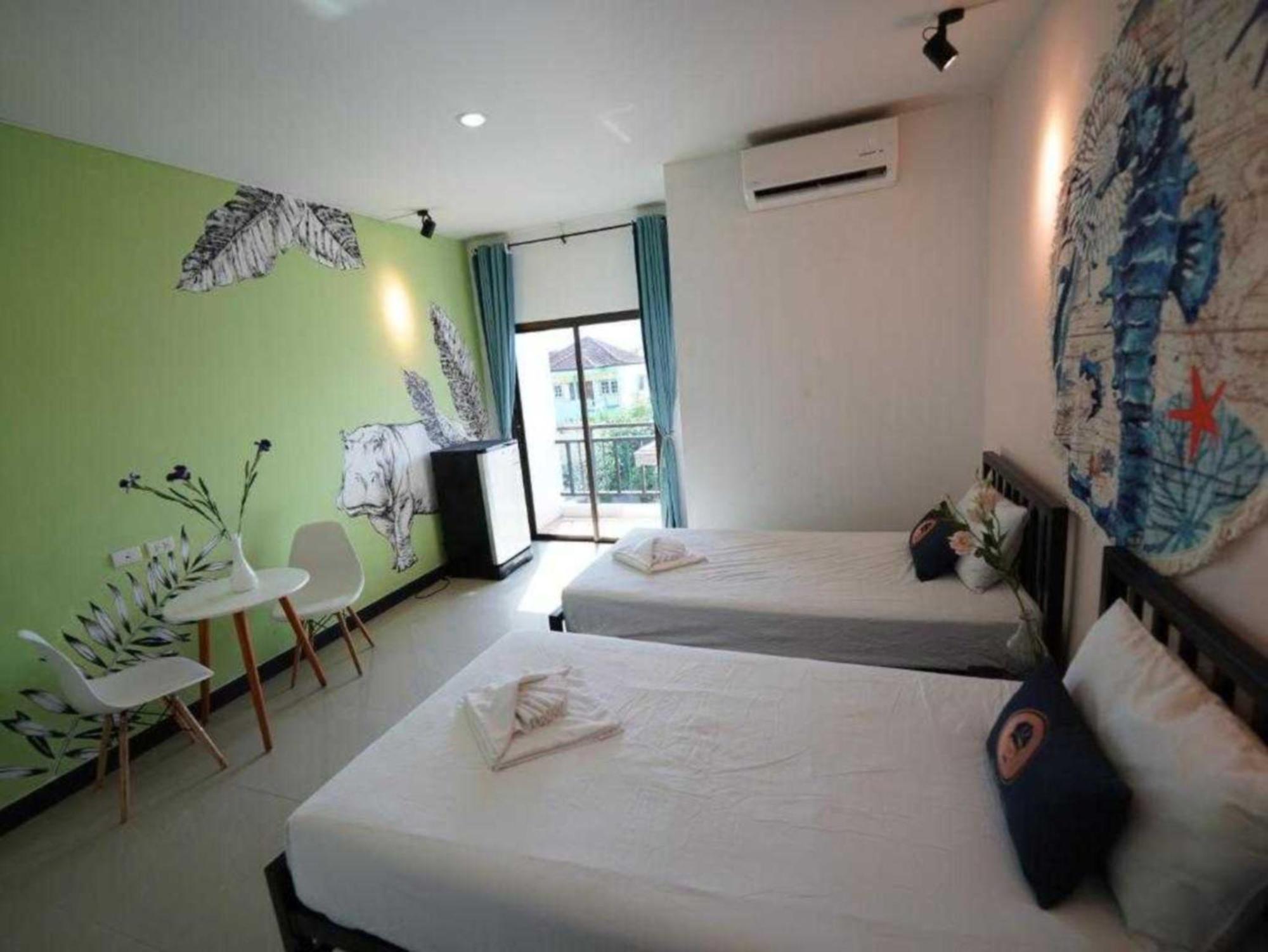 Hotell Rq Phuket By Collection O Patong